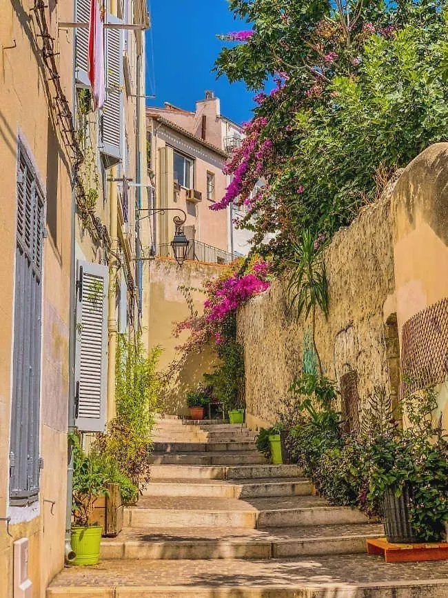 Le Panier De Blanche Apartment Marseille